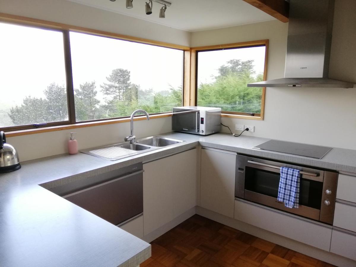 Gateway To Peninsula With Sea Views Apartment Dunedin Bagian luar foto